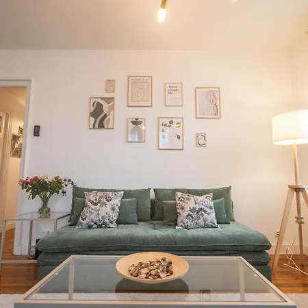 Bright In Downtown *